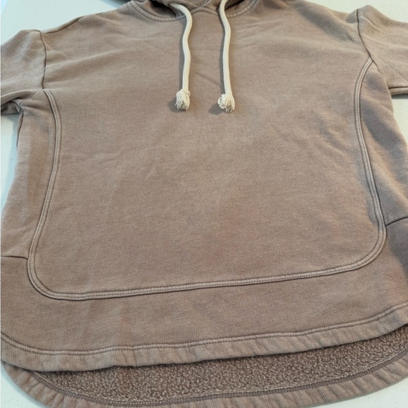 Universal Thread Taupe Women's Hoodie *GOOD USED CONDITION* - Picture 5 of 8
